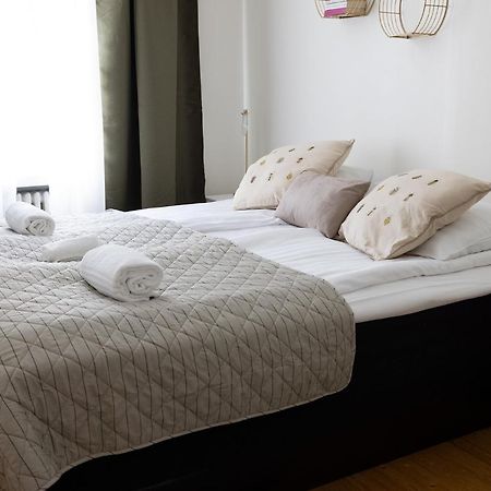 2Ndhomes City Center 2Br Apartment By The Finnish National Theatre With Balcony And Park View Helsinki Zewnętrze zdjęcie